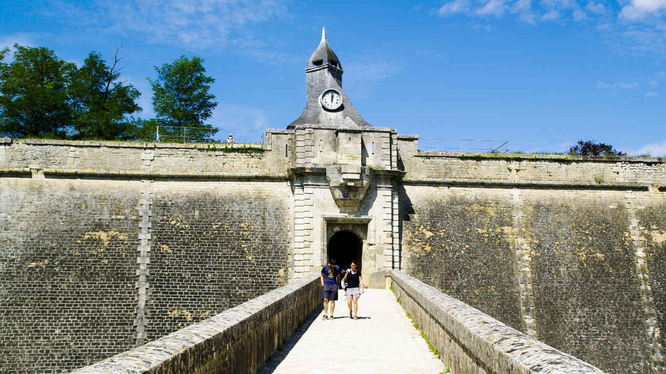 Blaye Citadel close from Bordeaux