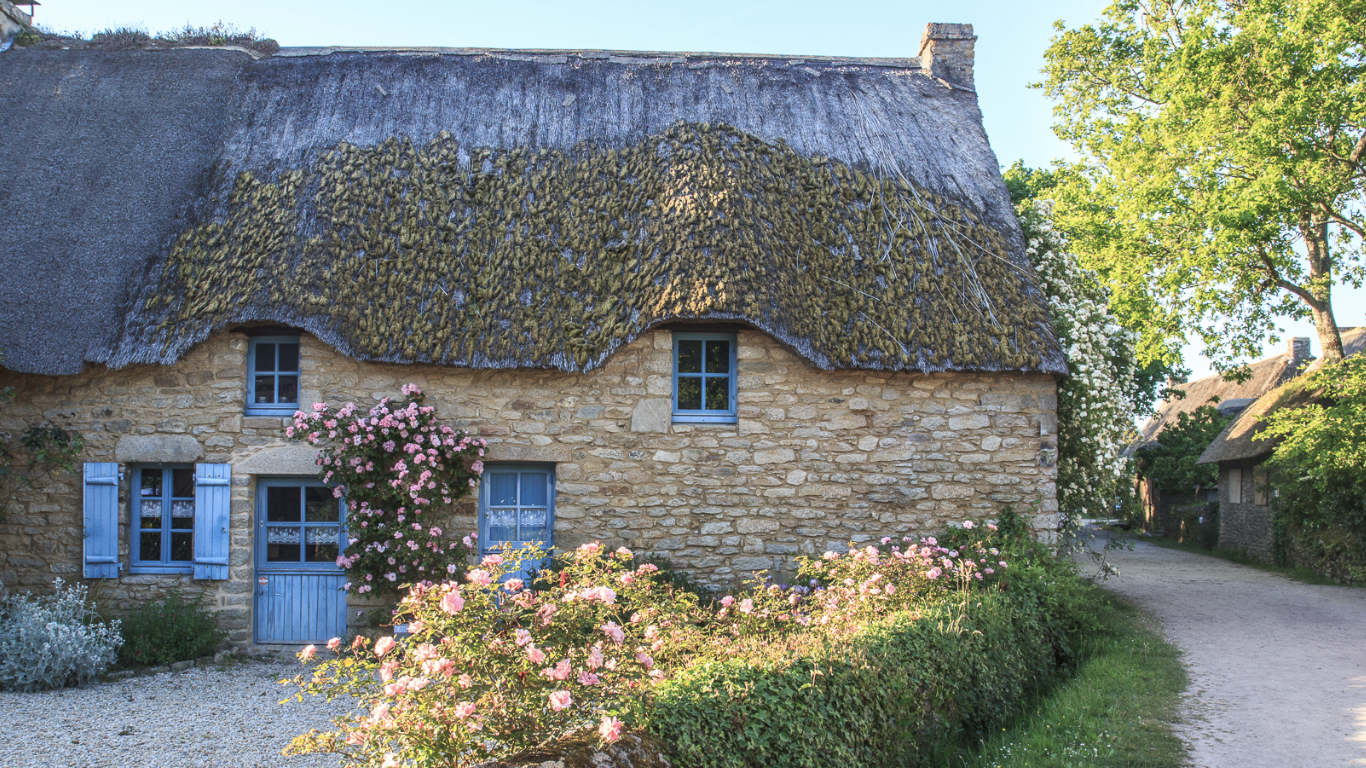 Kerhinet village in St-Lyphard