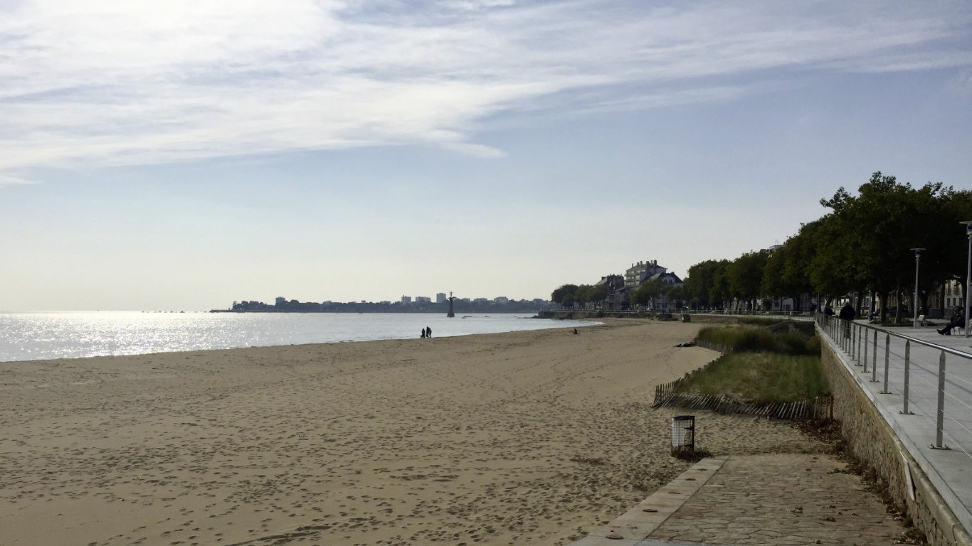 Saint Nazaire beach